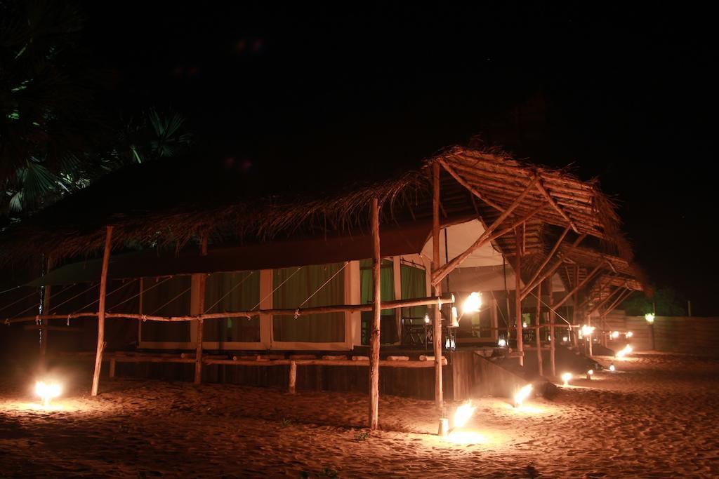 The Beach Camp Yala كيريندا الغرفة الصورة